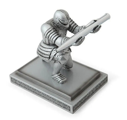 Knight Pen Holder Executive Soldier Figurine Pencil Stand for Office Accessories Pen Stand Desk Organizer Pencil Holder